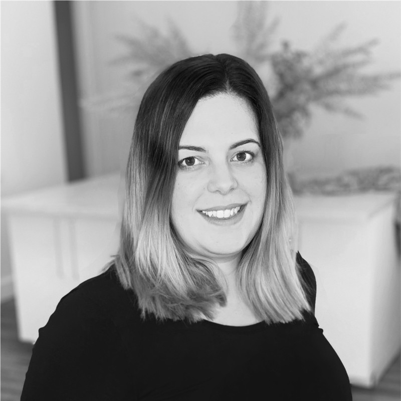 Nikki Barnett — Casino Reviewer